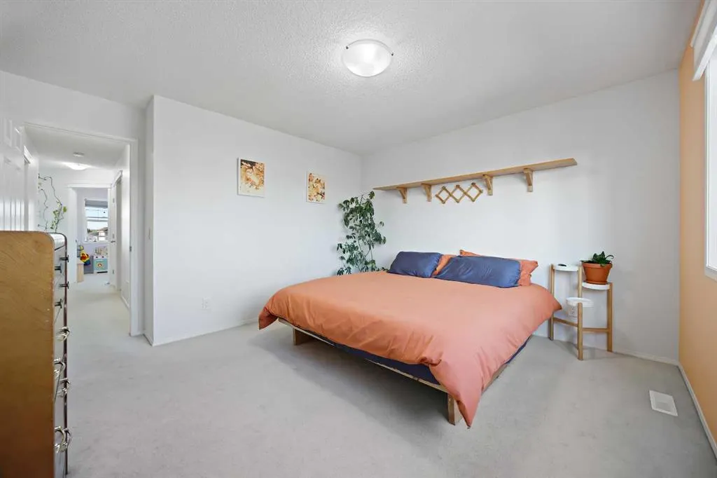 128 Everglen Road SW