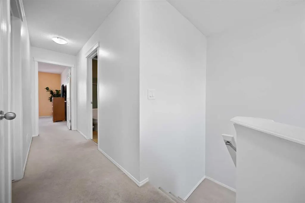 128 Everglen Road SW