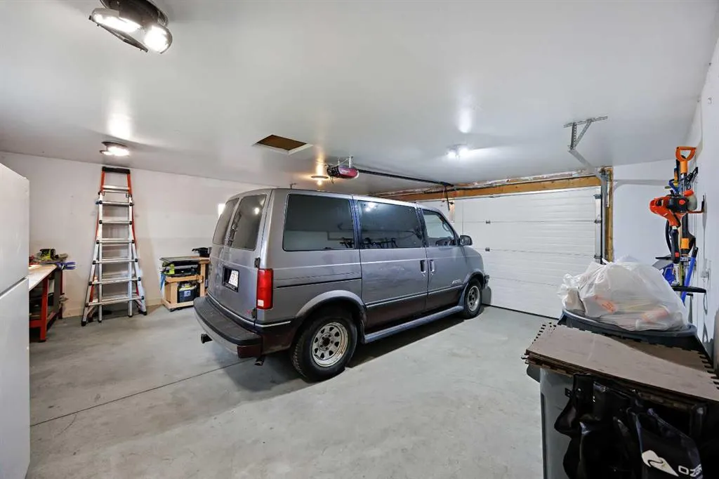 128 Everglen Road SW