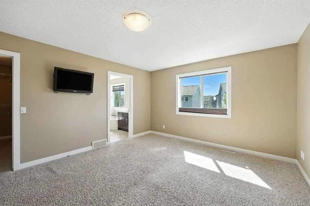 124 Kingsbridge Way SE