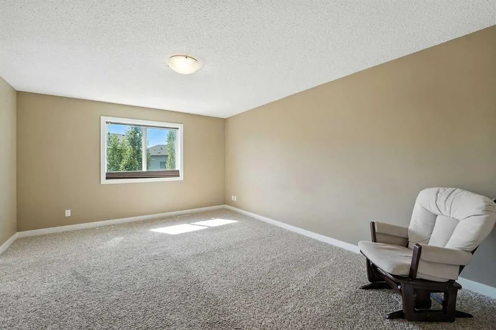 124 Kingsbridge Way SE