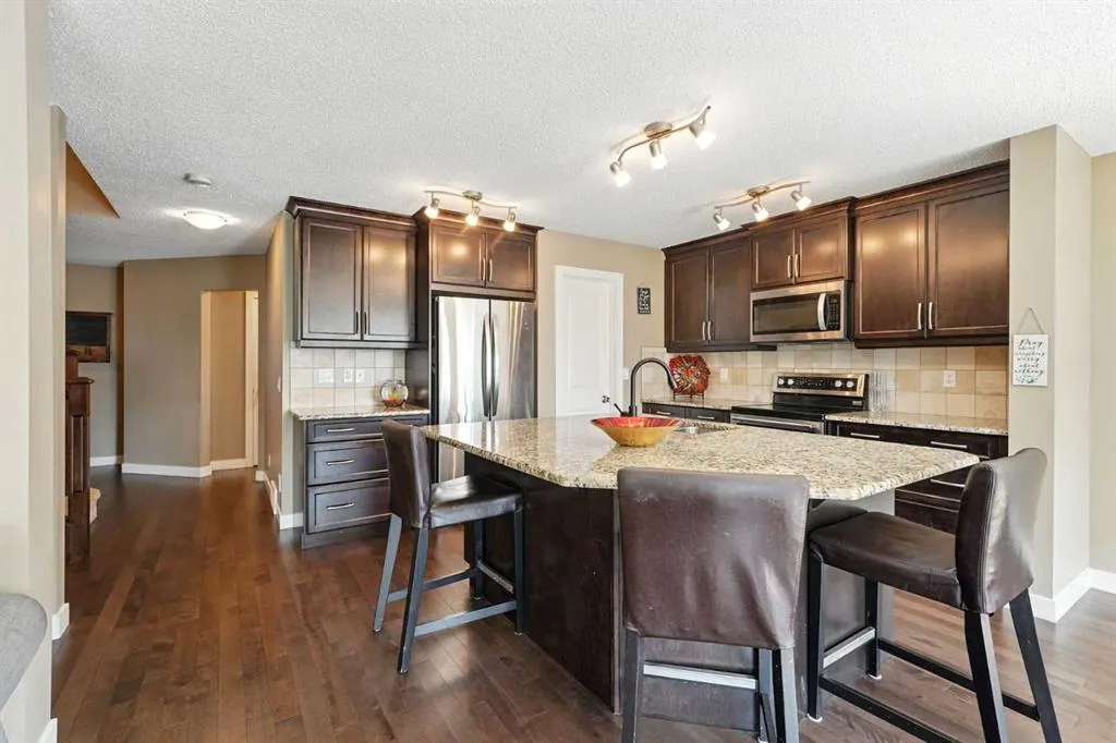 124 Kingsbridge Way SE