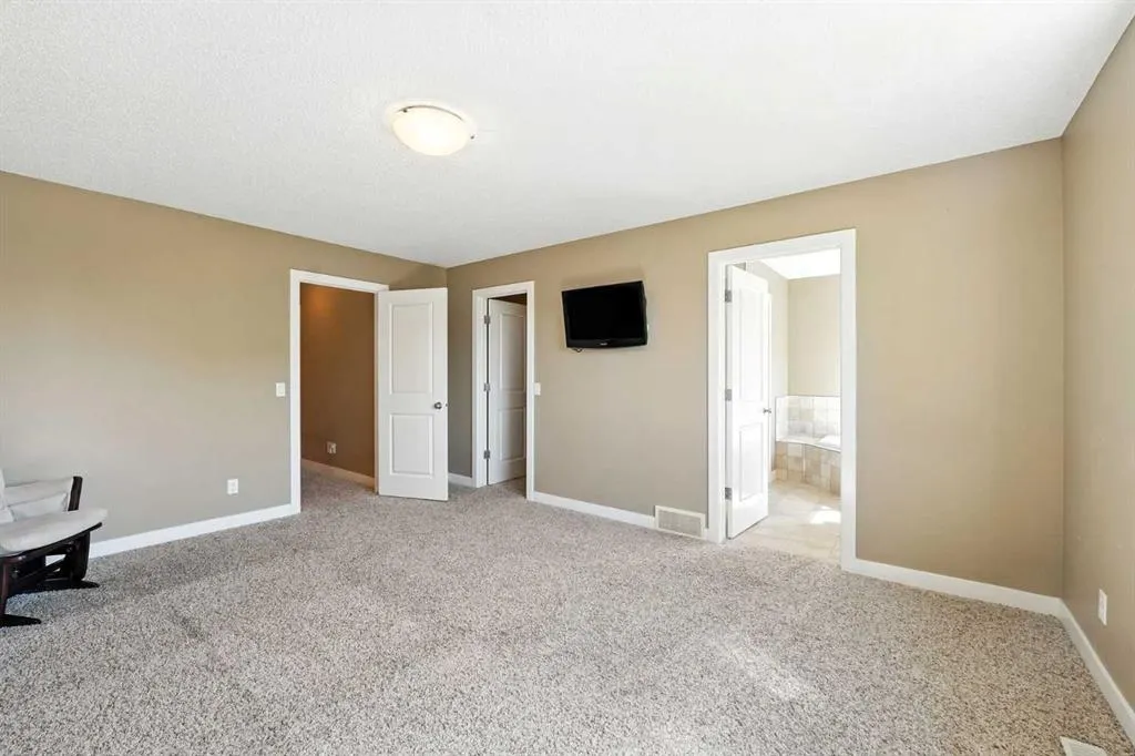 124 Kingsbridge Way SE
