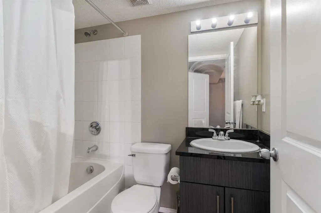 5 Saddlestone Way NE, #203
