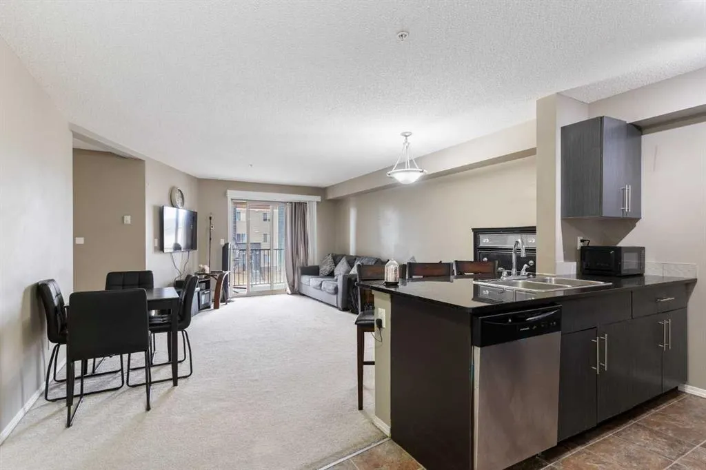 5 Saddlestone Way NE, #203