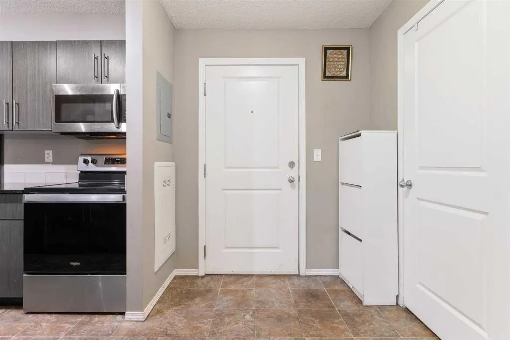 5 Saddlestone Way NE, #203