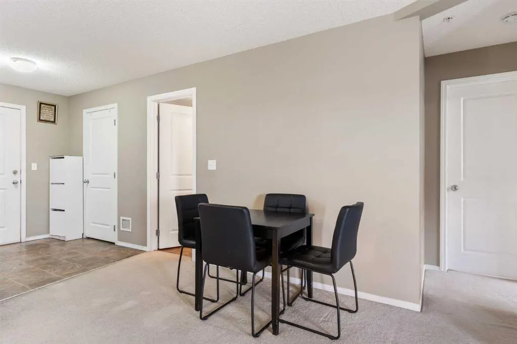 5 Saddlestone Way NE, #203