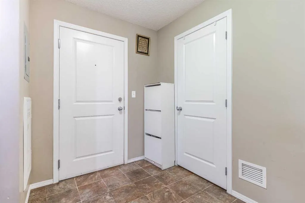5 Saddlestone Way NE, #203