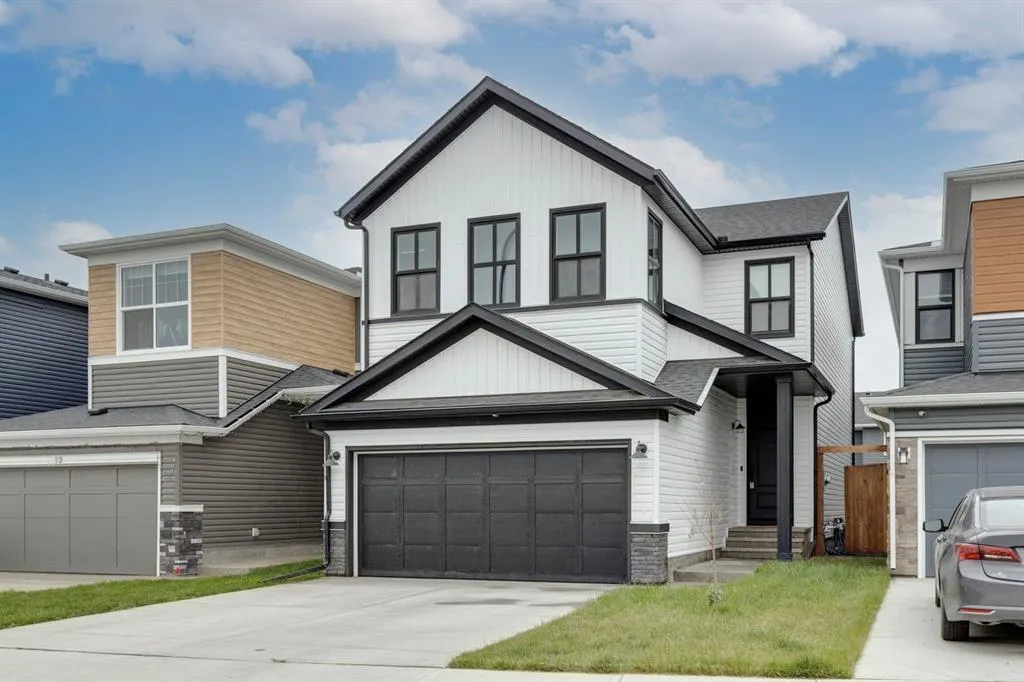 17 Howse Terrace NE