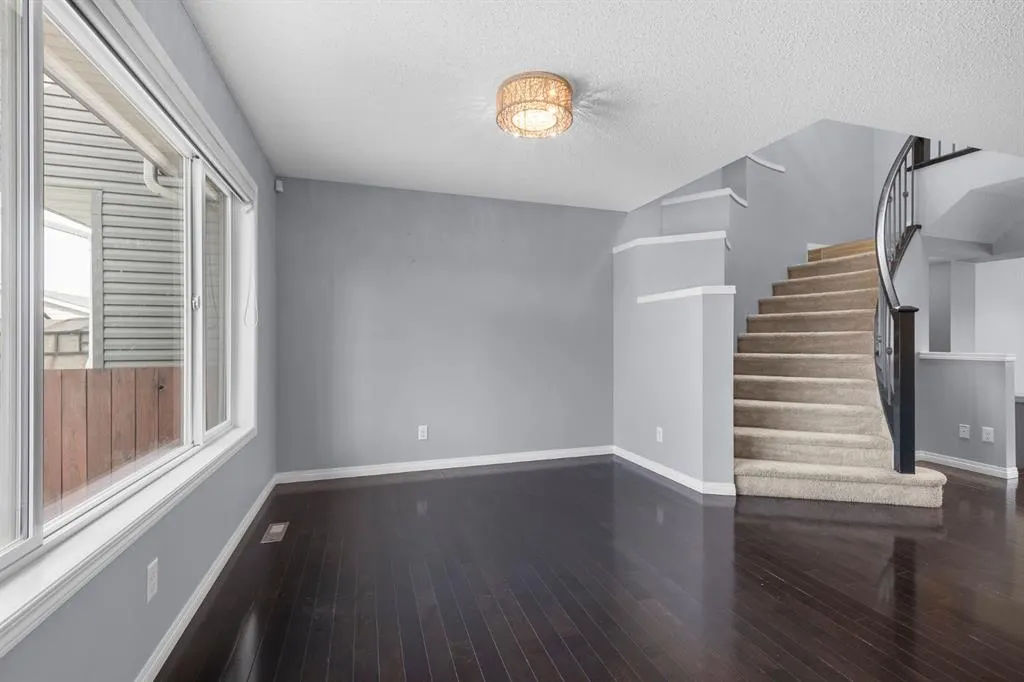 267 Cranford Close SE