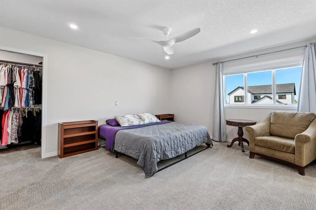 10 Poplar Ridge Close