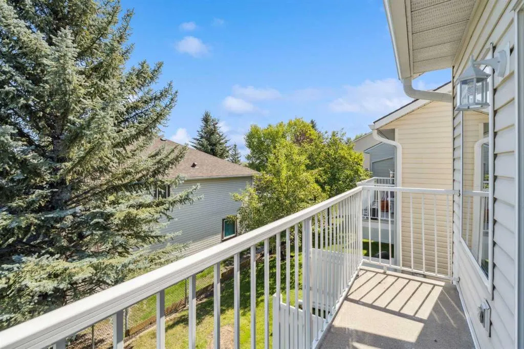 38 Somervale Point SW