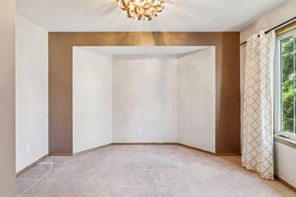 38 Somervale Point SW