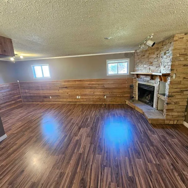 130 West Liberty Crescent