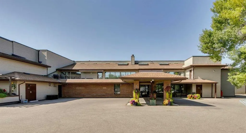 2425 90 Avenue SW, #309