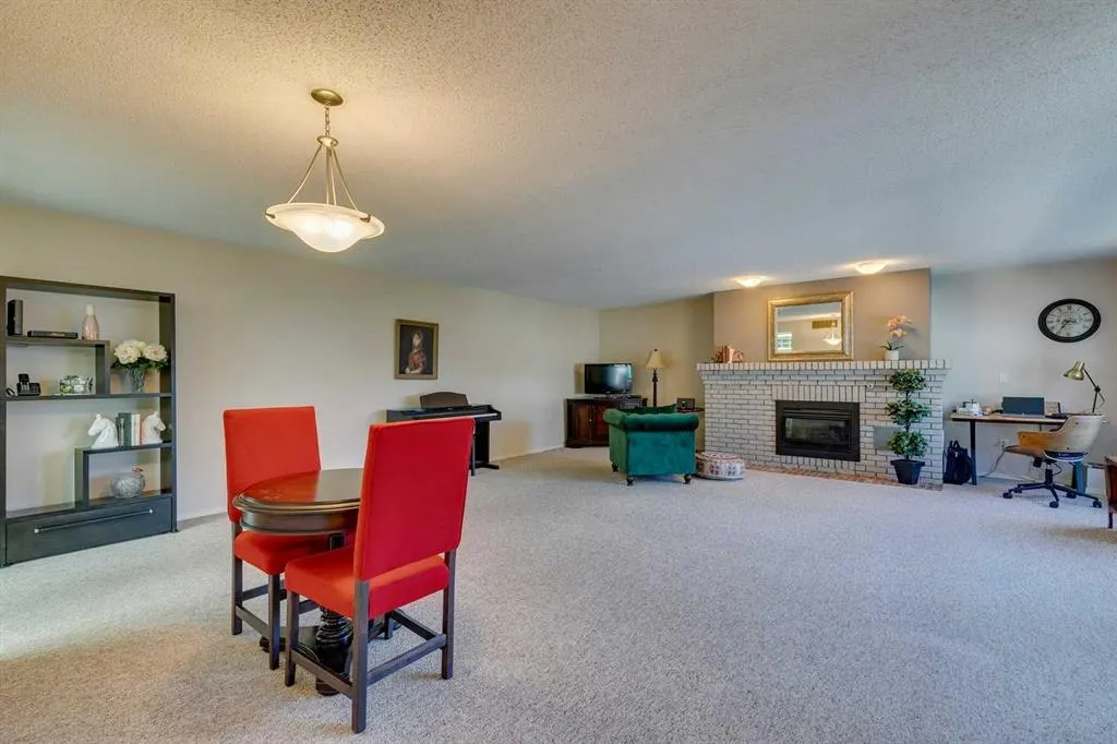 2425 90 Avenue SW, #309
