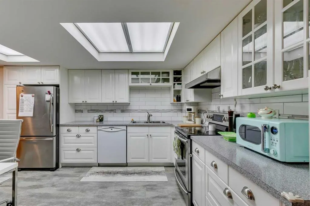 2425 90 Avenue SW, #309