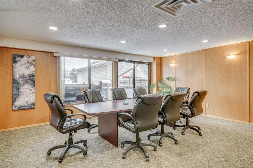 2425 90 Avenue SW, #309