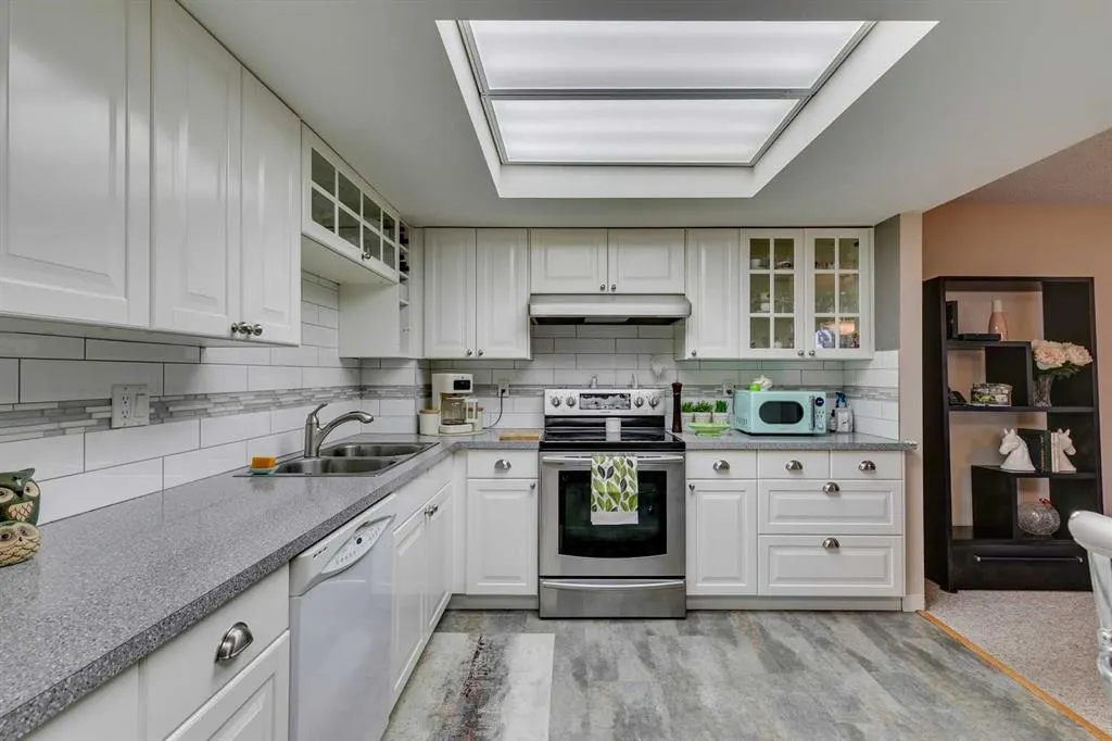 2425 90 Avenue SW, #309