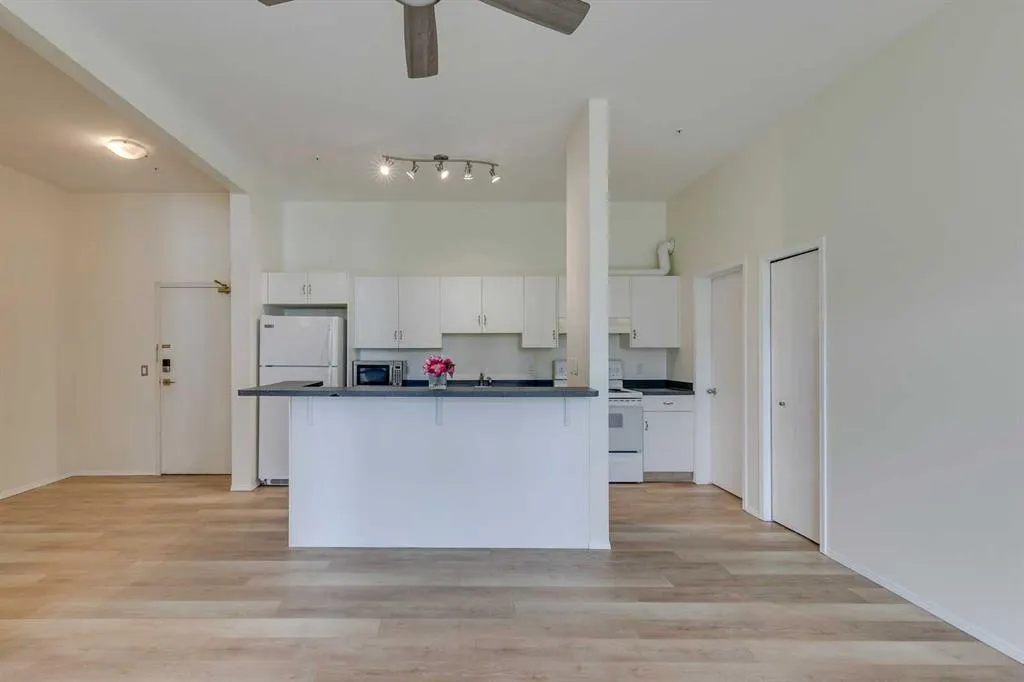 1410 2 Street SW, #313