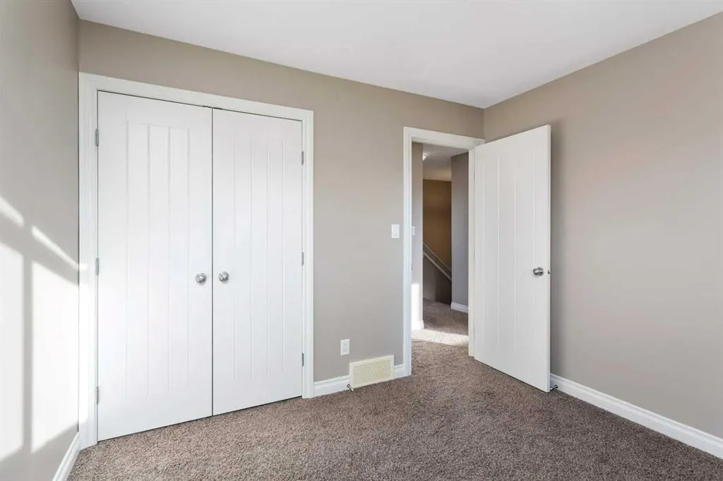 22 Ross Close