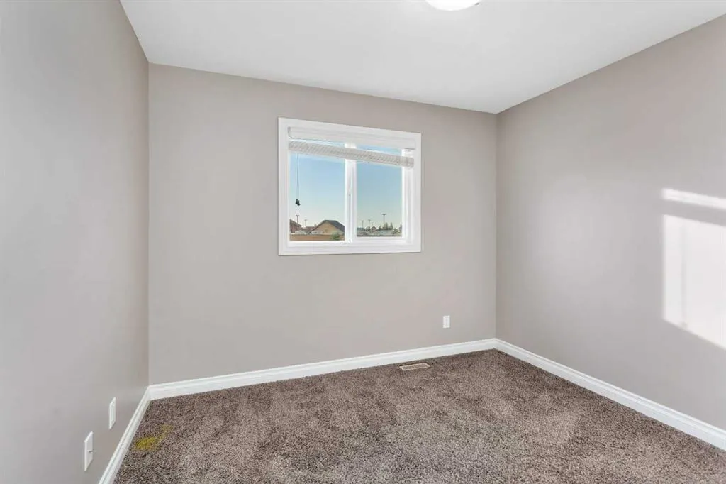 22 Ross Close
