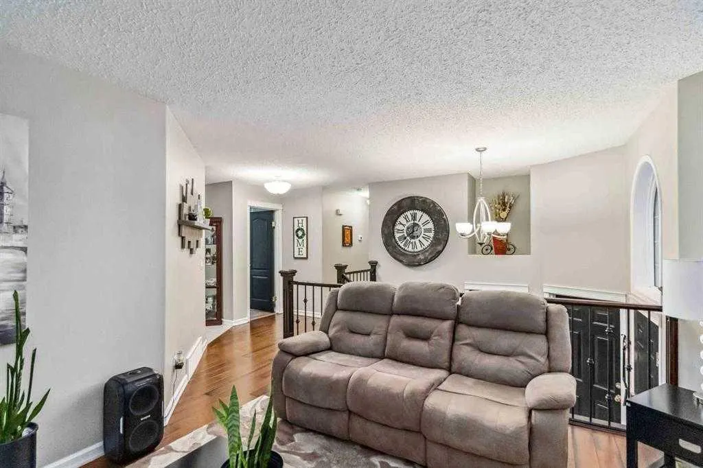 143 Breukel Crescent