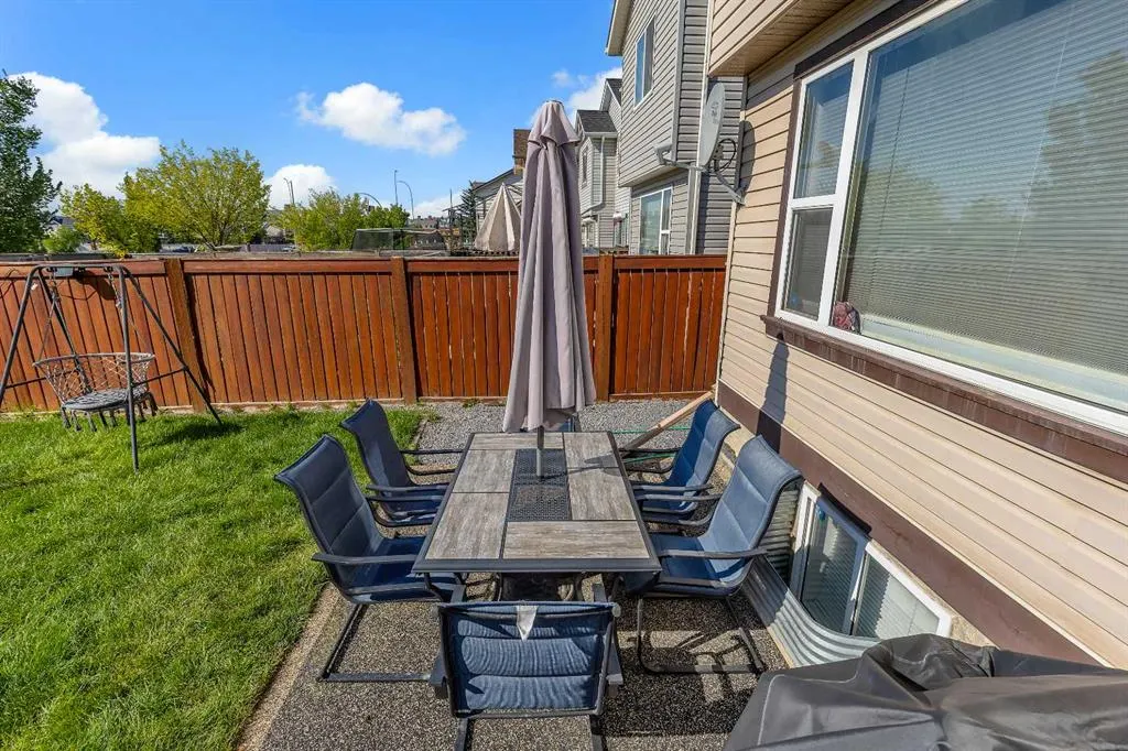 164 Covepark Close NE