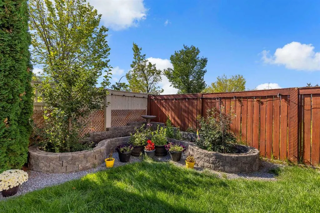 164 Covepark Close NE