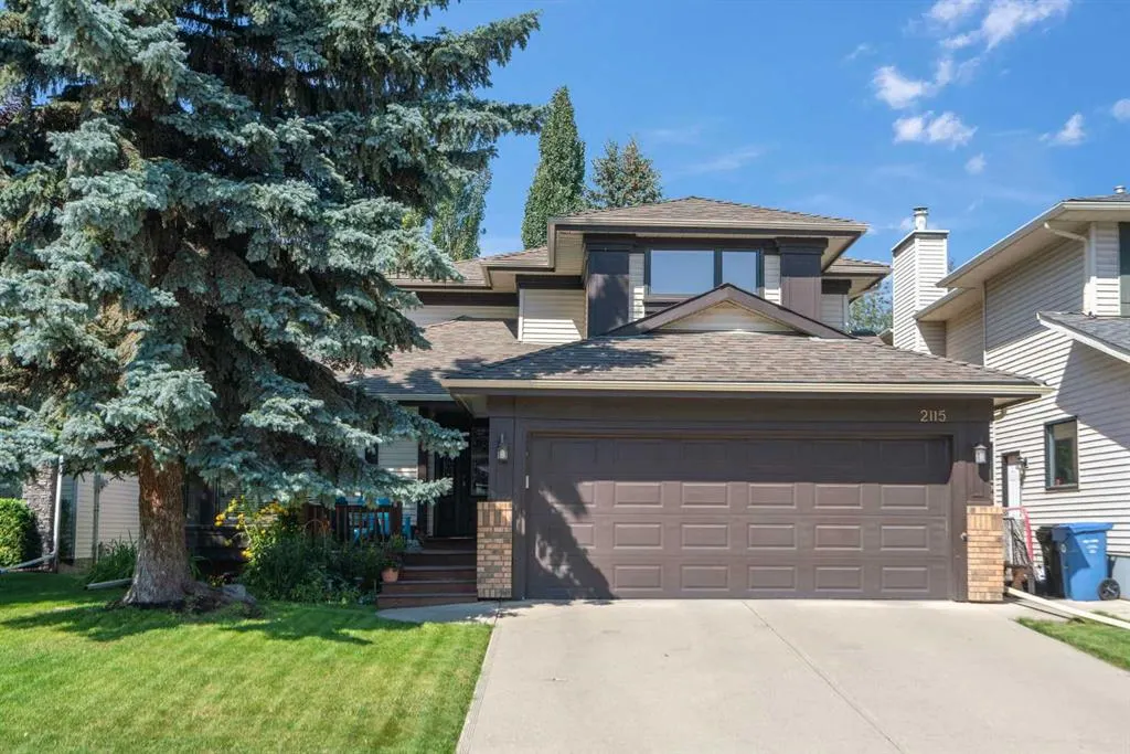 2115 Douglasbank Crescent SE