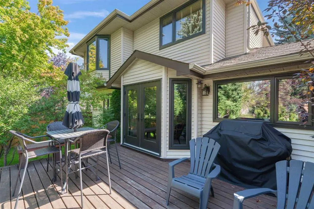 2115 Douglasbank Crescent SE