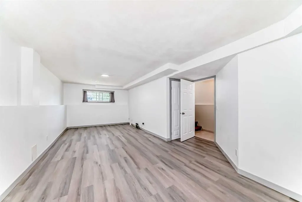 55 Applemead Court SE
