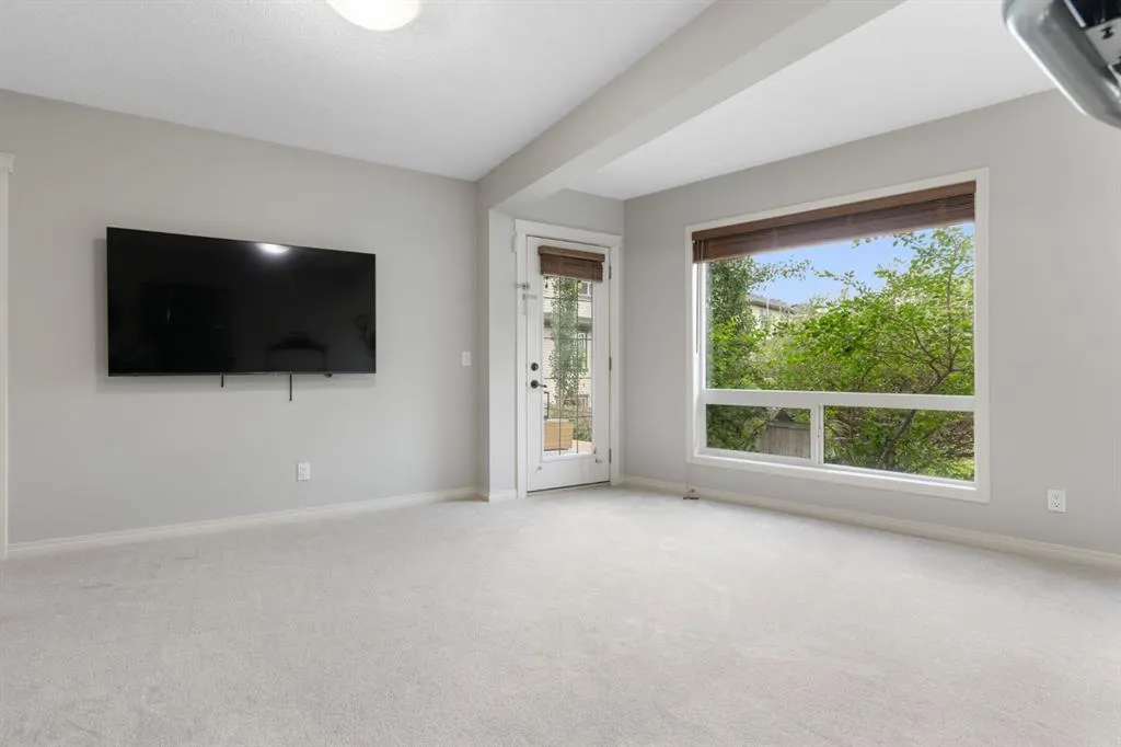 46 Crestbrook Hill SW