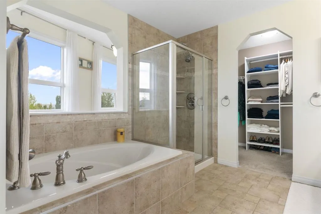 46 Crestbrook Hill SW