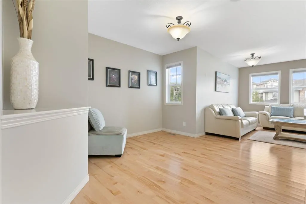 46 Crestbrook Hill SW