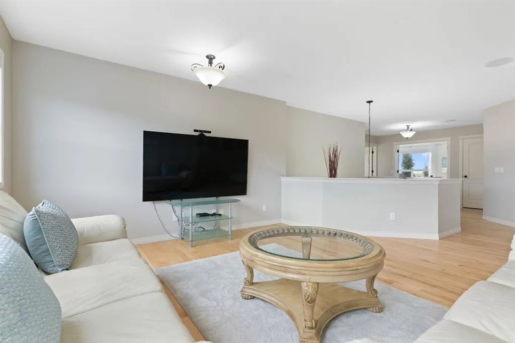 46 Crestbrook Hill SW