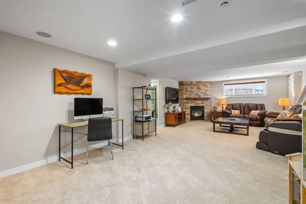 50 Glenfield Road SW