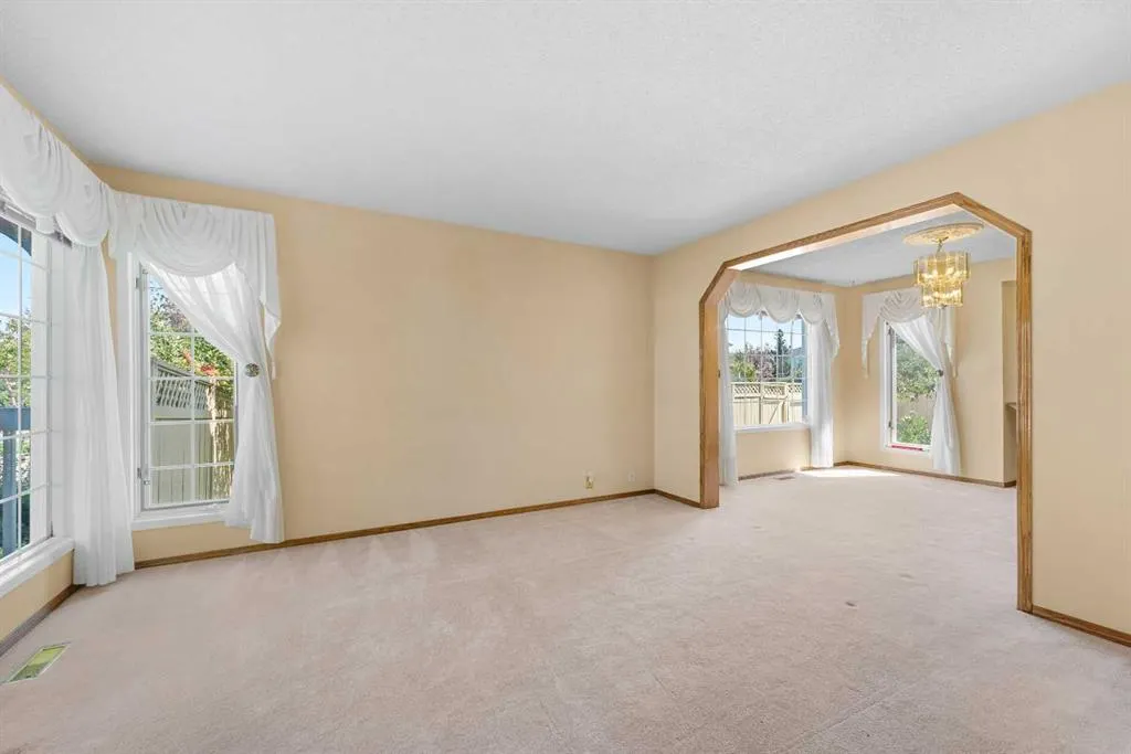 91 Coral Springs Boulevard NE