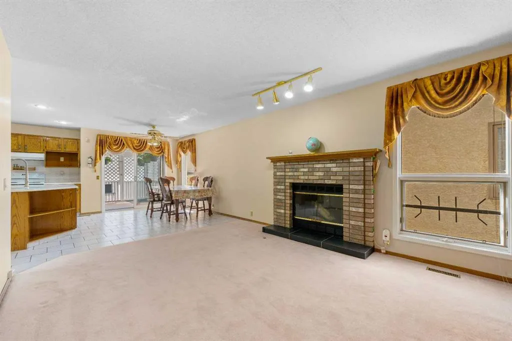 91 Coral Springs Boulevard NE