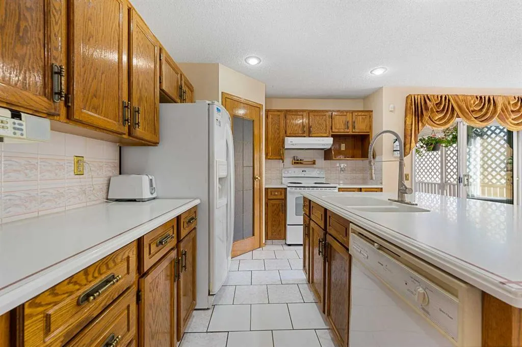 91 Coral Springs Boulevard NE