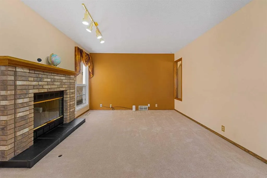 91 Coral Springs Boulevard NE