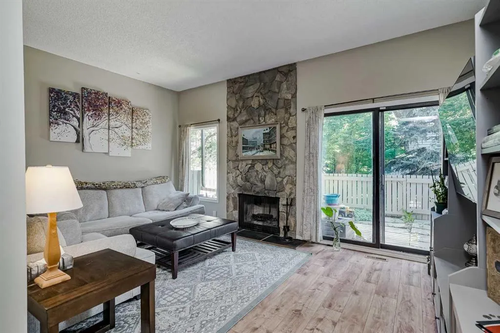 99 Midpark Gardens SE, #29