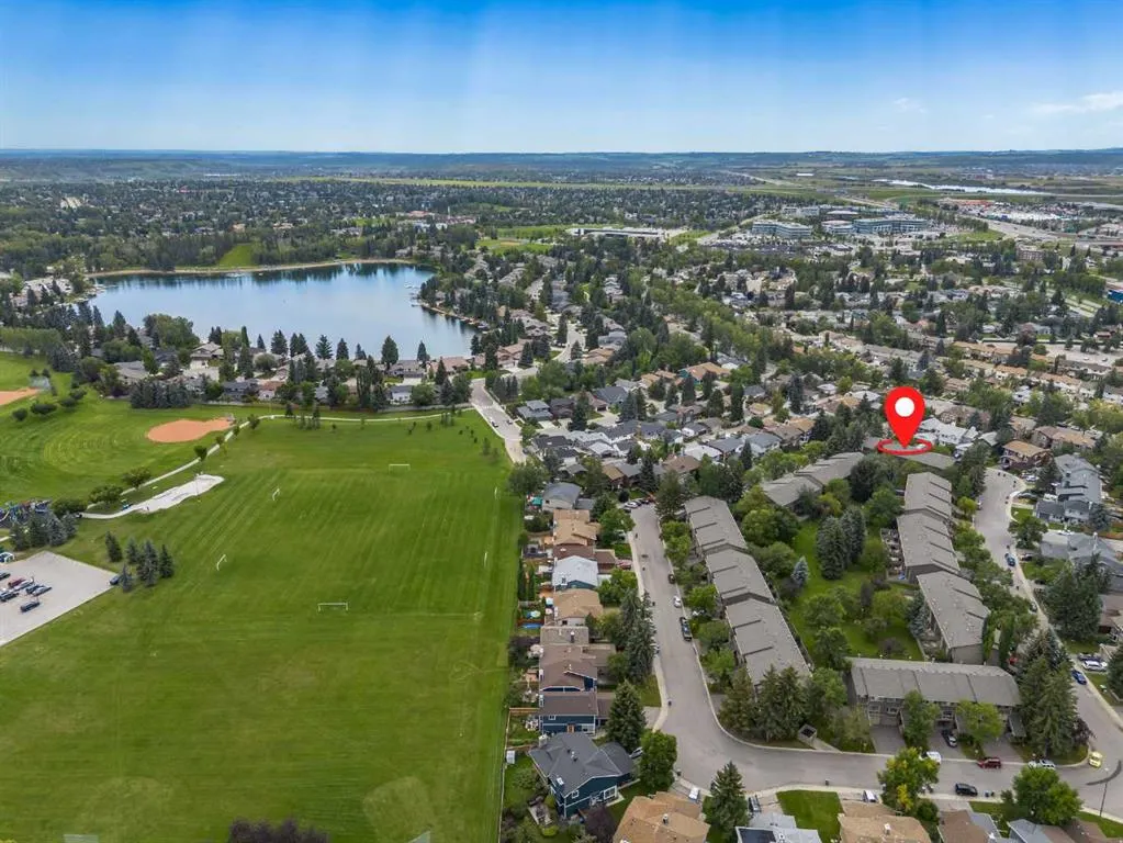 99 Midpark Gardens SE, #29
