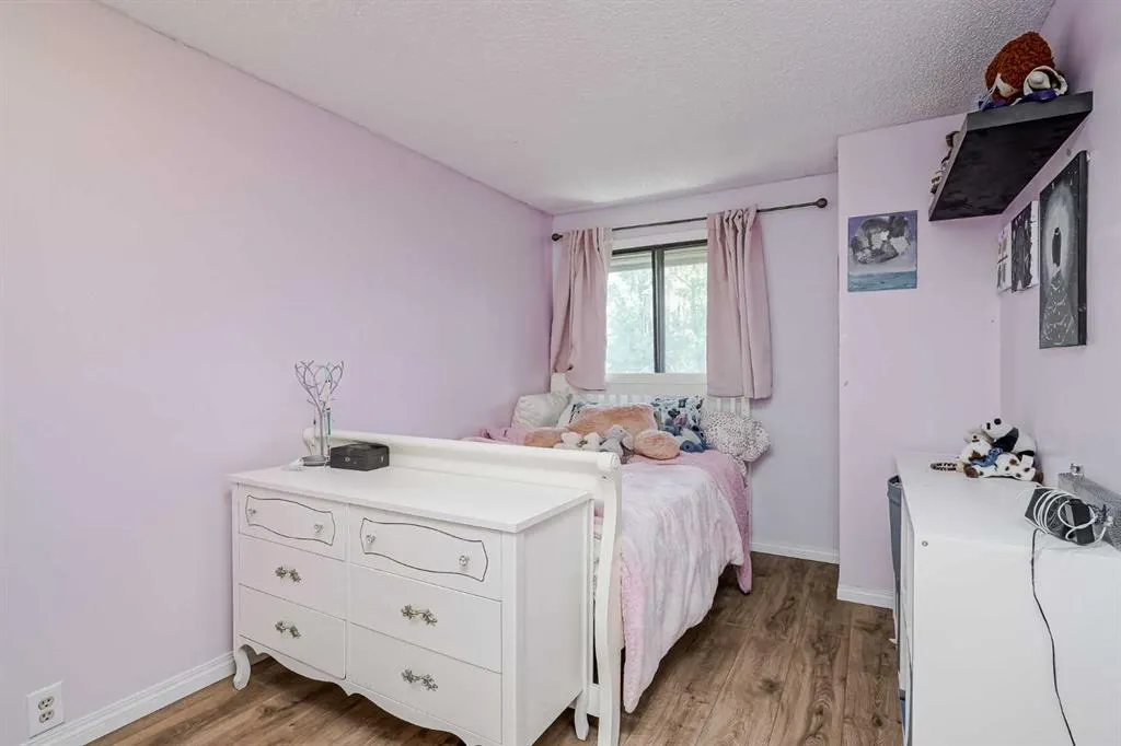 99 Midpark Gardens SE, #29
