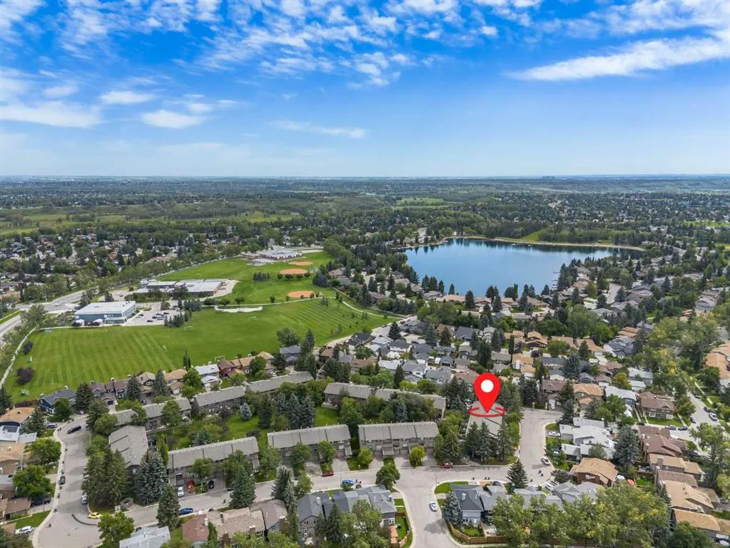 99 Midpark Gardens SE, #29