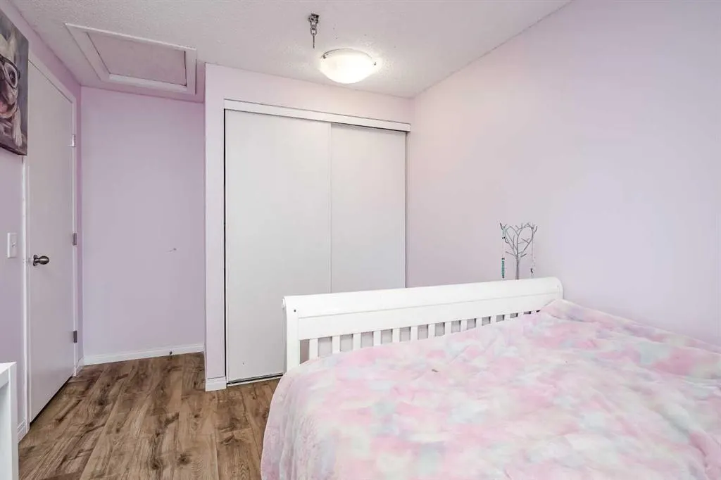 99 Midpark Gardens SE, #29