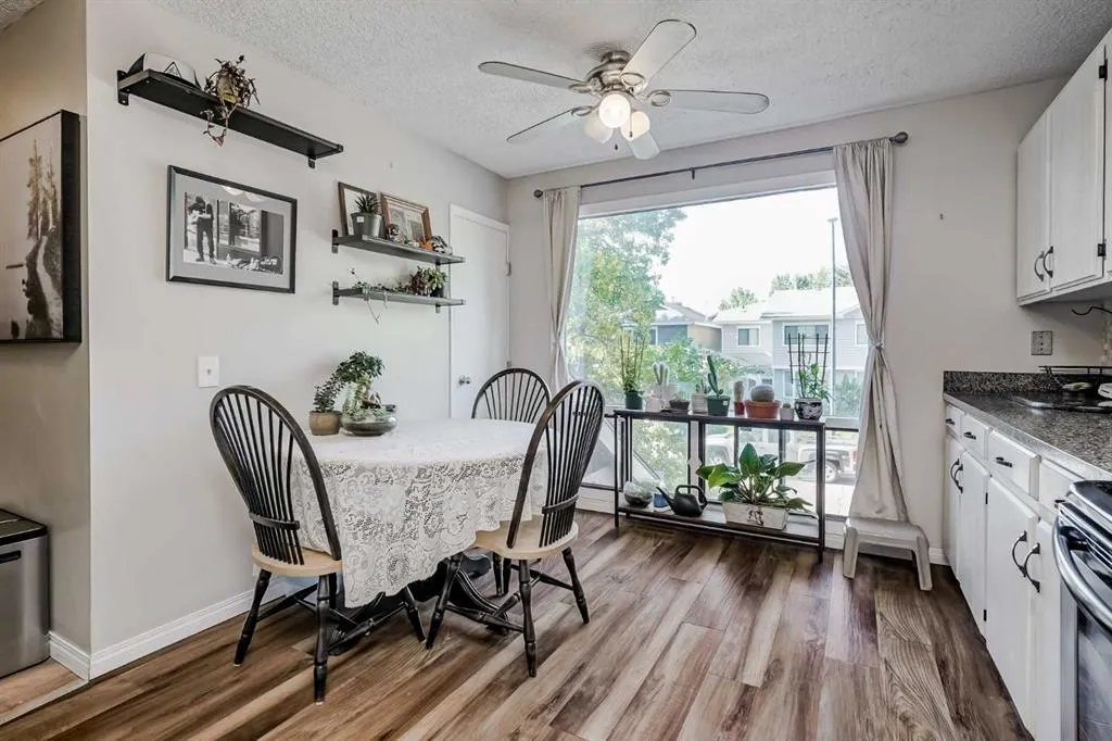 99 Midpark Gardens SE, #29