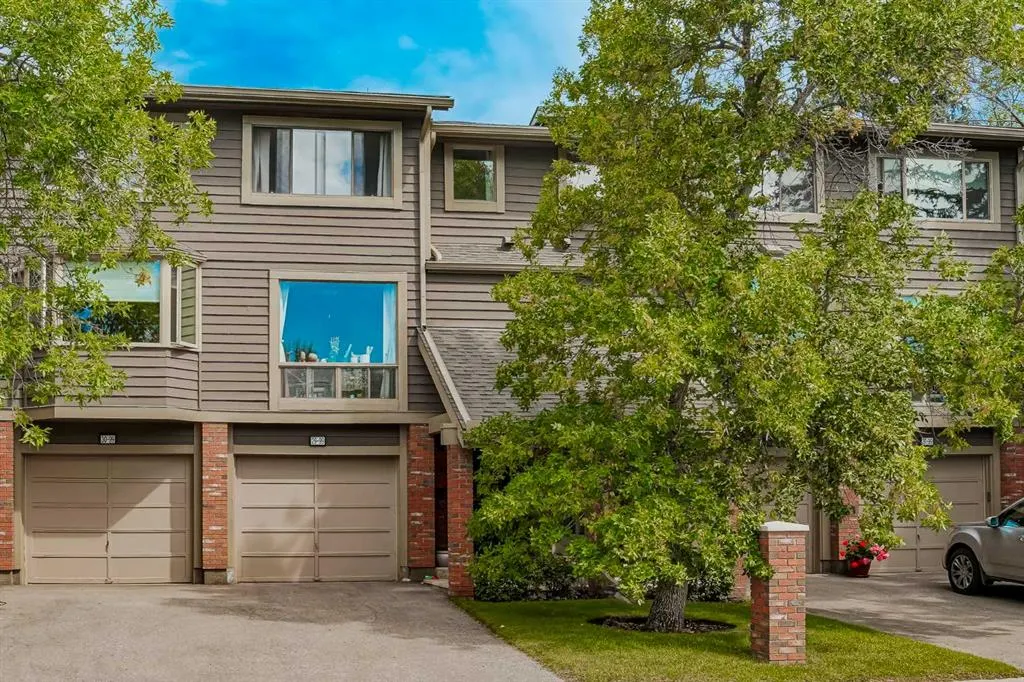99 Midpark Gardens SE, #29