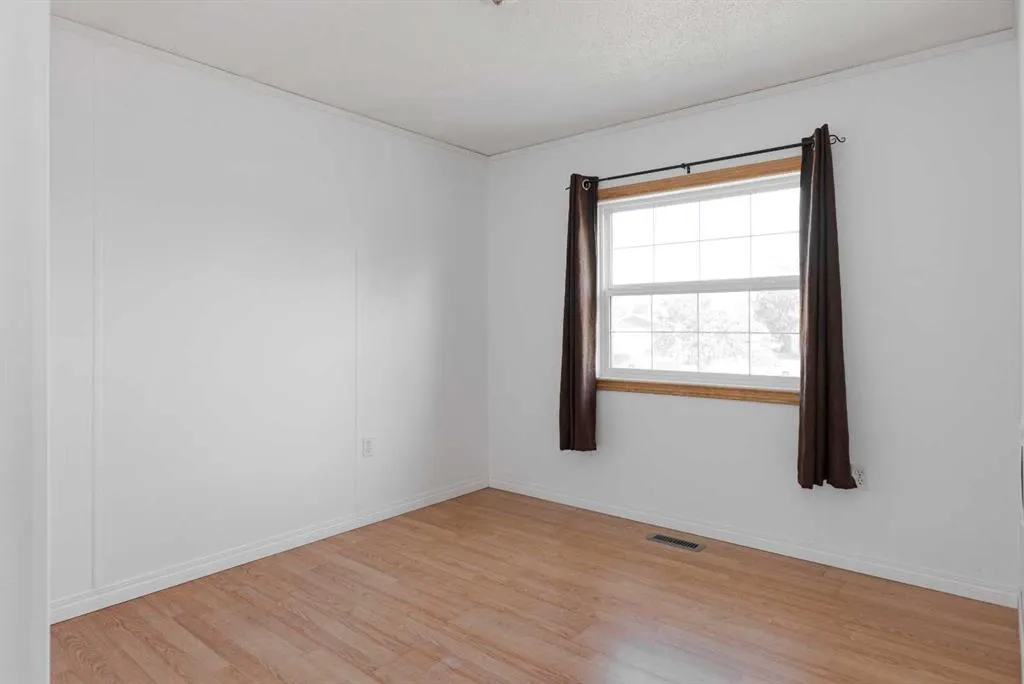 132 Grey Owl Place