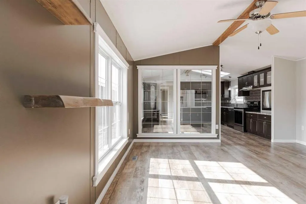 132 Grey Owl Place